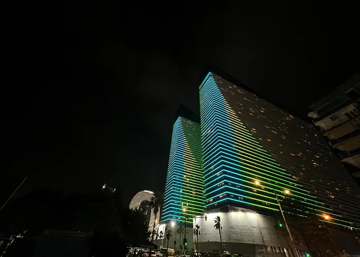 Premium City View